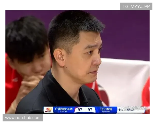 CBA赛场再现神奇一幕引热议